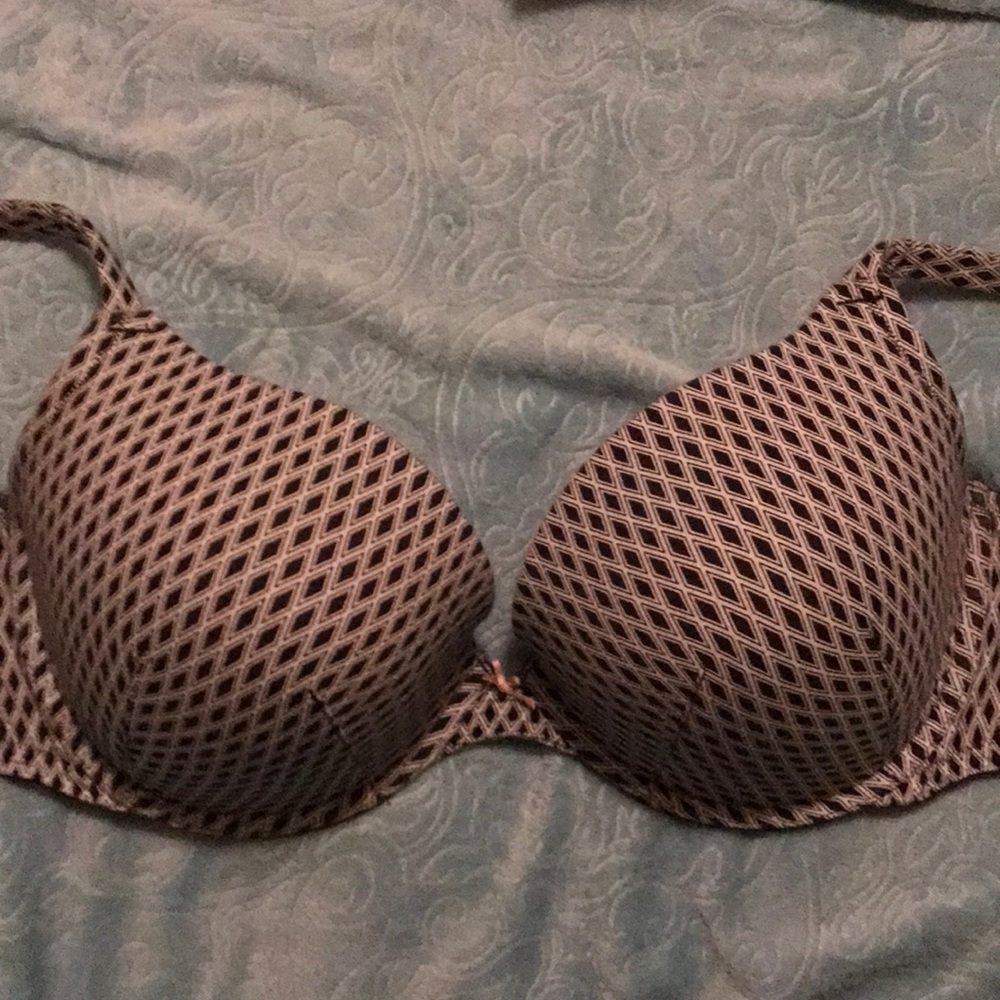Super cute cotton plunge 44dd Cacique bra.